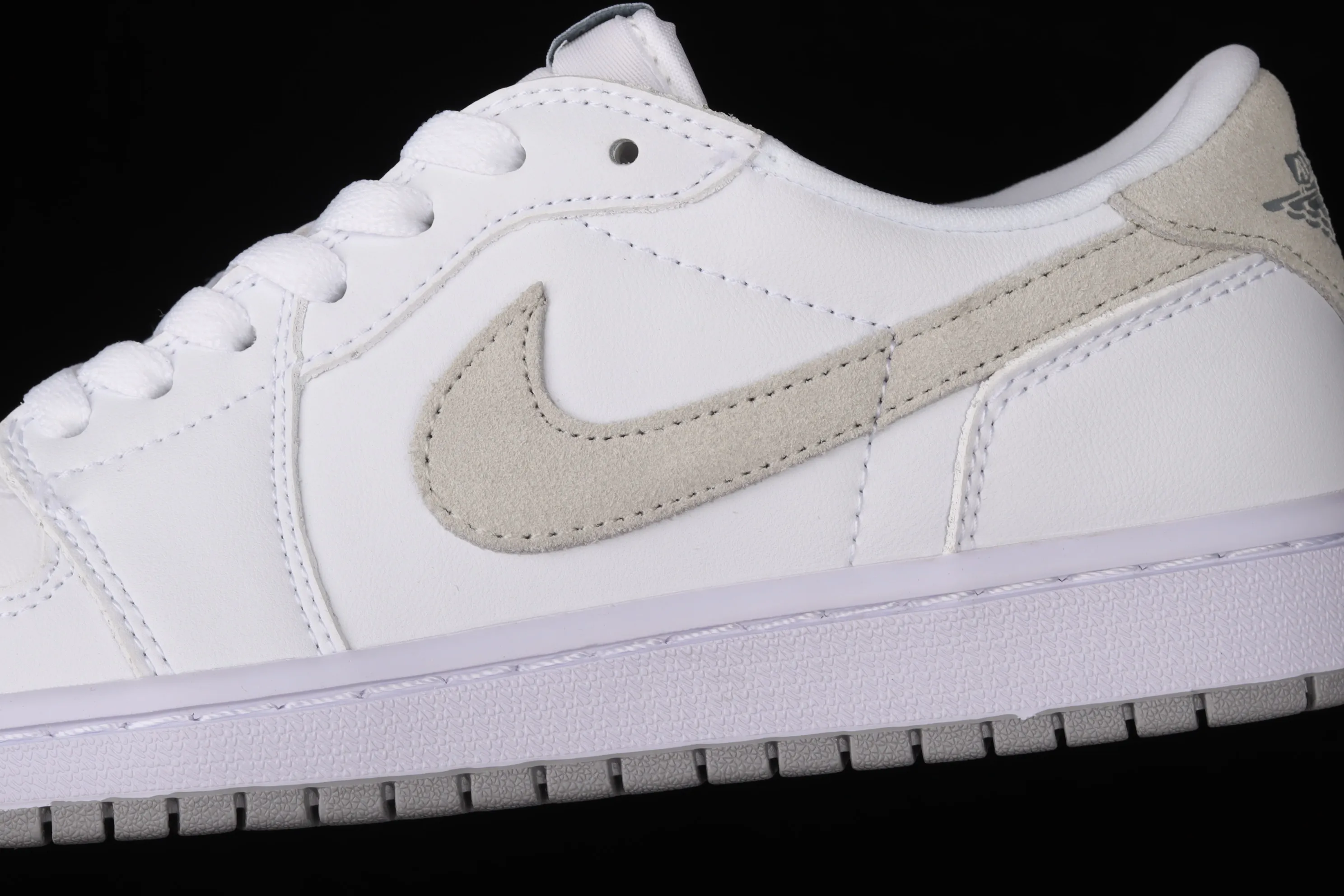All categories Air Jordan Jordan series basketball shoes Air Jordan 1 Low Air Jordan 1 Low OG AJ1 Joe 1 white and gray color low-top basketball shoes CZ0858-100